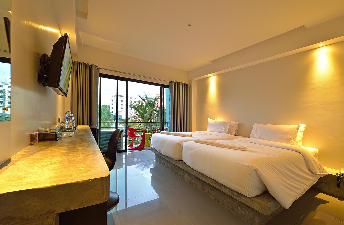 קראבי Riverside Hotel מראה חיצוני תמונה