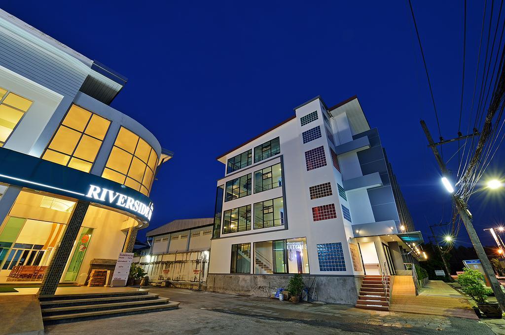 קראבי Riverside Hotel מראה חיצוני תמונה